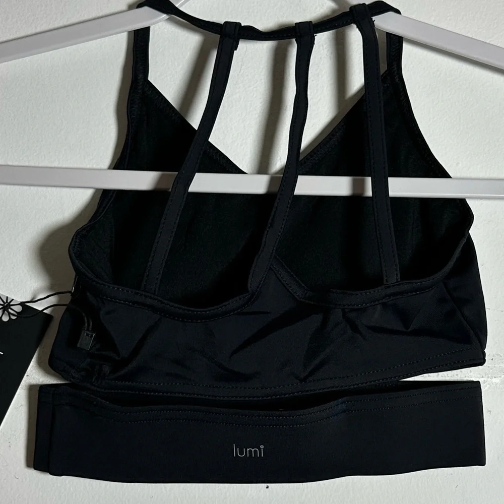 Lumi Collective Black Strappy Cut Out Dance Crop Top‎ YM Youth Medium NWT